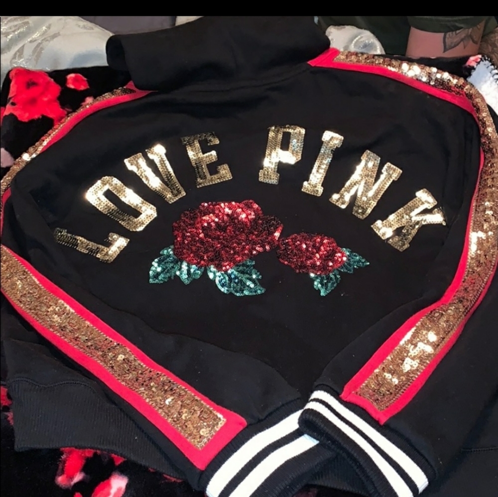 ♥️PINK HOODIE RARE♥️